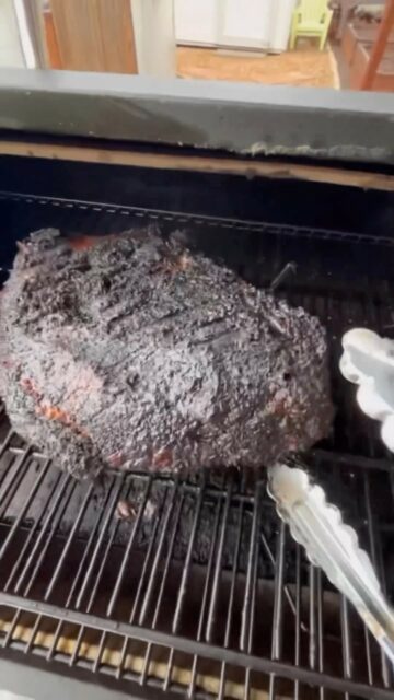 Happy BBQ Month!! Here’s a super simple Brisket for you guys to try! Repost x @bbqrev

Kicking off BBQ month by smoking this beauty.  I’m no professional brisket smoker… yet… but this one turned out pretty good considering that I got it from the processor with ZERO fat cap on it.  Rubbed with @hardcorecarnivore #black my “go to” for brisket, smoked on my @halo.pg Prime 1500 and rested for 5 hours in my @bbq_dripez blanket. #coloradocontentcreator #brisket #coloradobeef #bbqguy #bbqrev