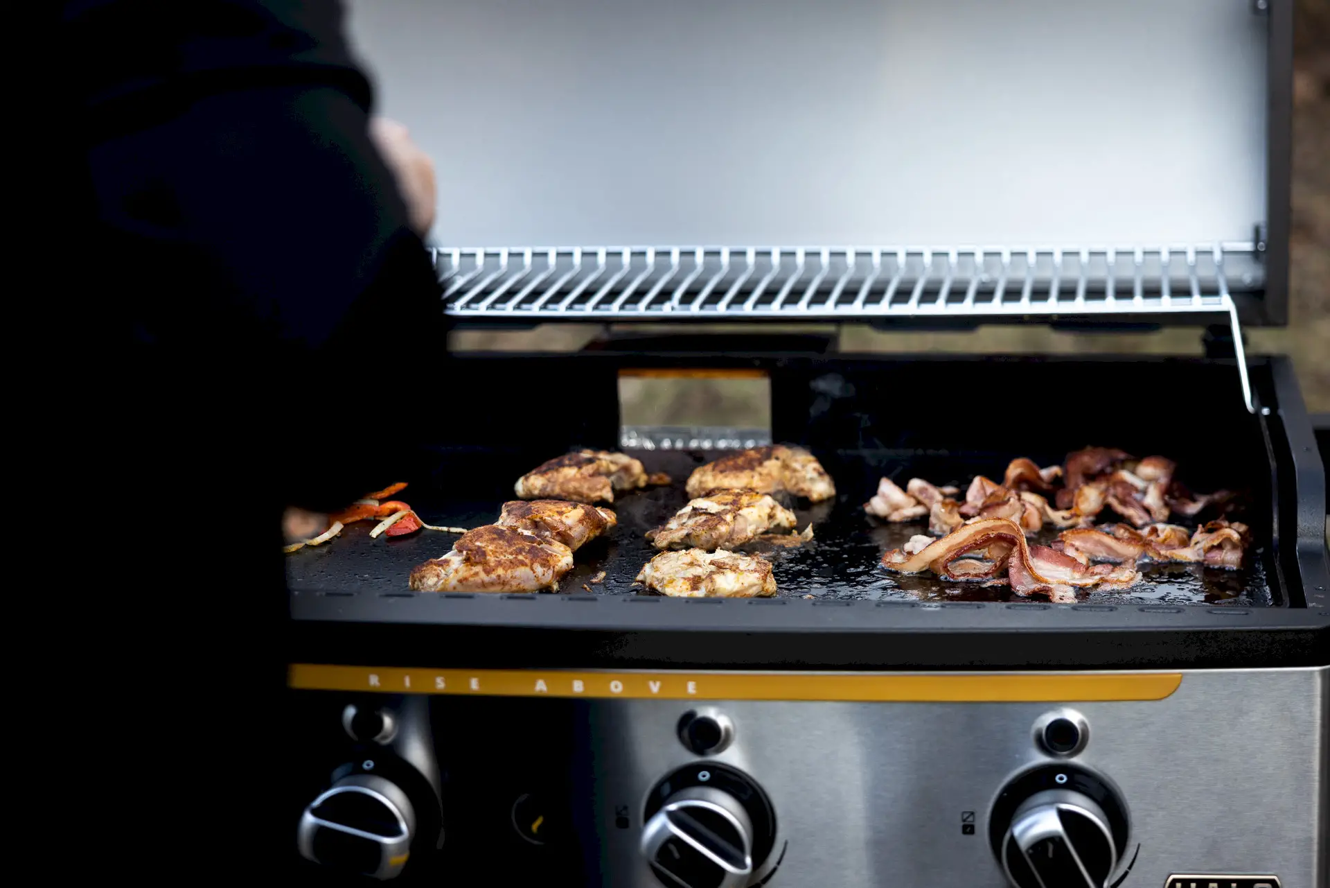 How to Get Your Griddle to the Proper Temperature 